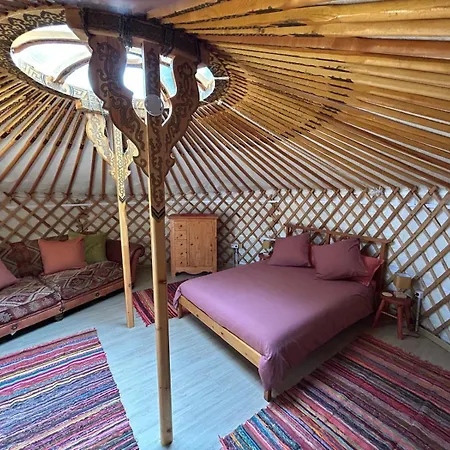 Campismo de Luxo The Yurt At 474 *